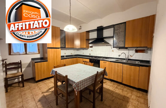 RIF. L2091 TRILOCALE ARREDATO IN CONTESTO VERDE E TRANQUILLO