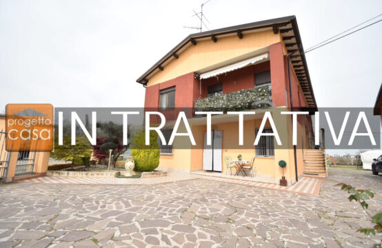 RIF.A678 APPARTAMENTO INDIPENDENTE CON GIARDINO PRIVATO E TRE AMPIE CAMERE DA LETTO.