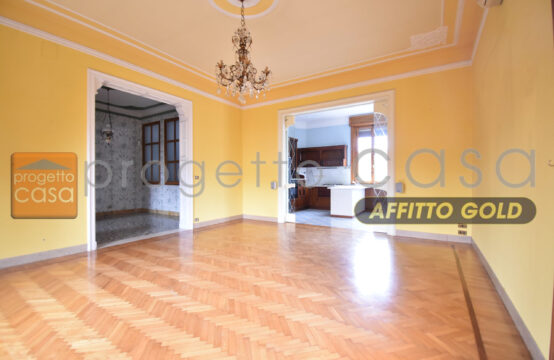 APPARTAMENTO CON TRE CAMERE E DUE BAGNI &#8211; RIF. L2086